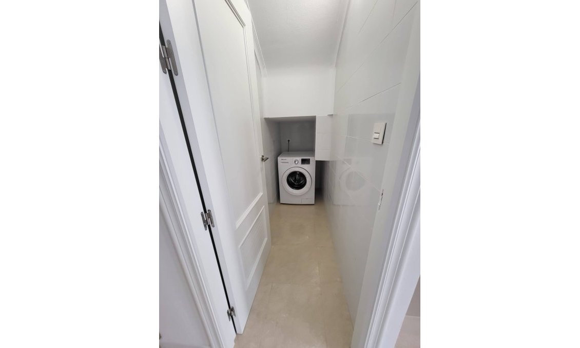 Segunda mano - Town House -
Villamartin - Costa Blanca