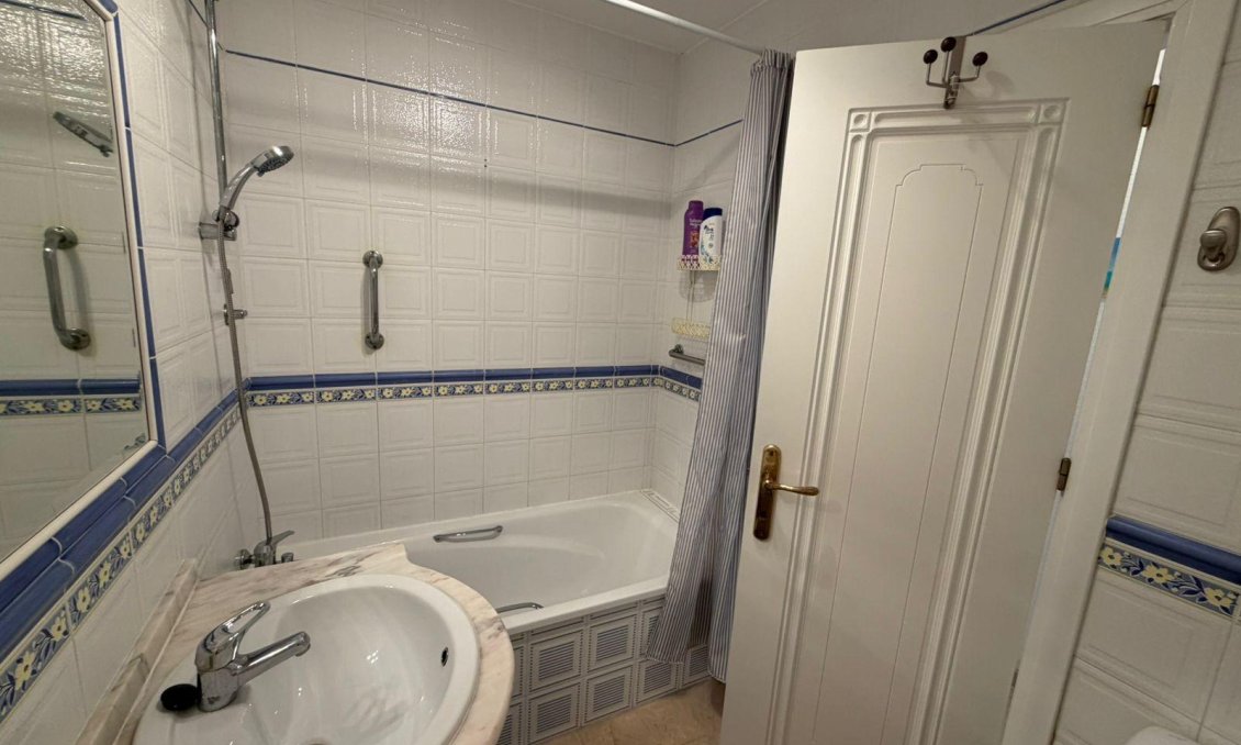 Segunda mano - Semi Detached -
Orihuela Costa - Playa Flamenca