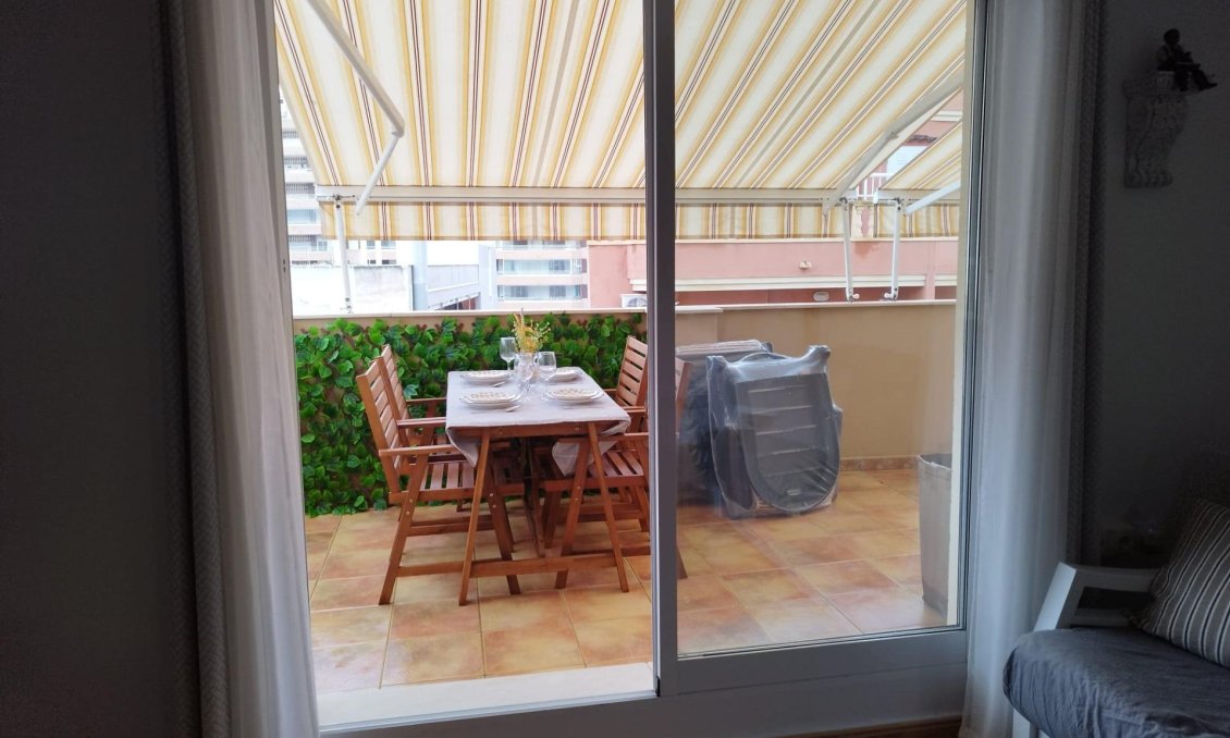 Használt Ingatlanok - Tetőtéri lakás -
Torrevieja - La Mata