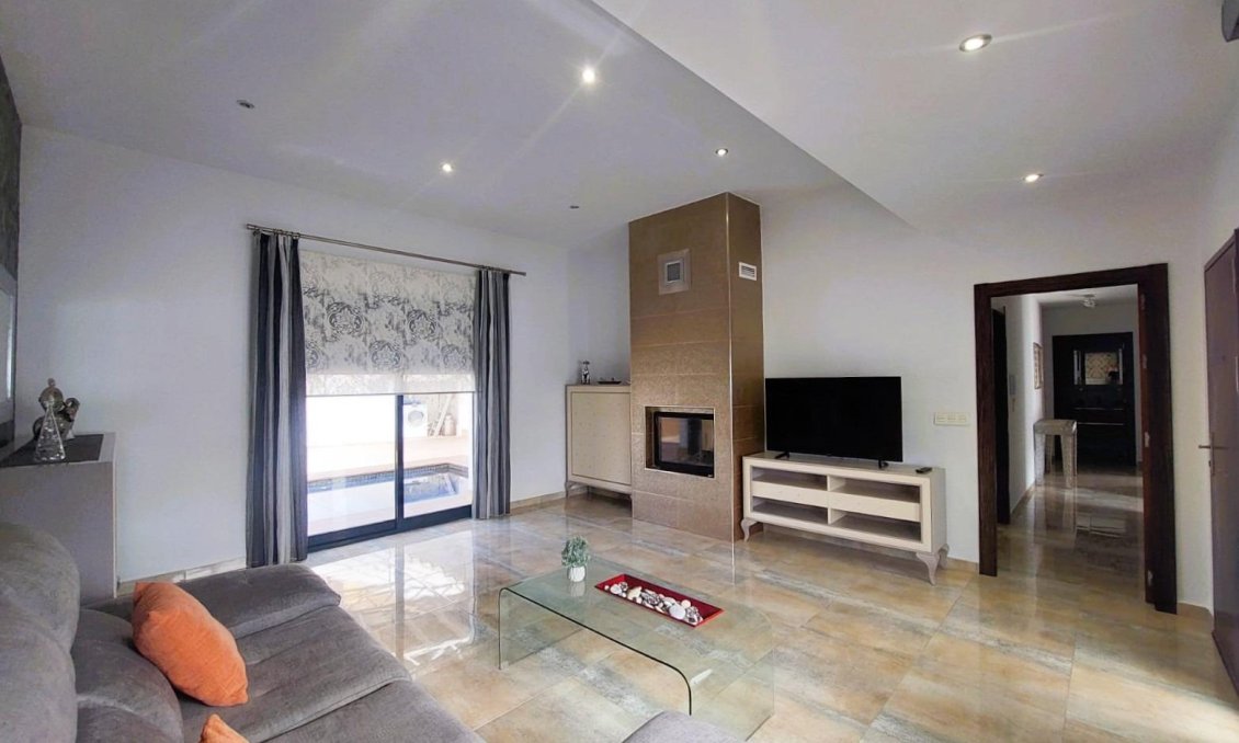 Wiederverkauf - Villa -
Pilar de la Horadada - Costa Blanca