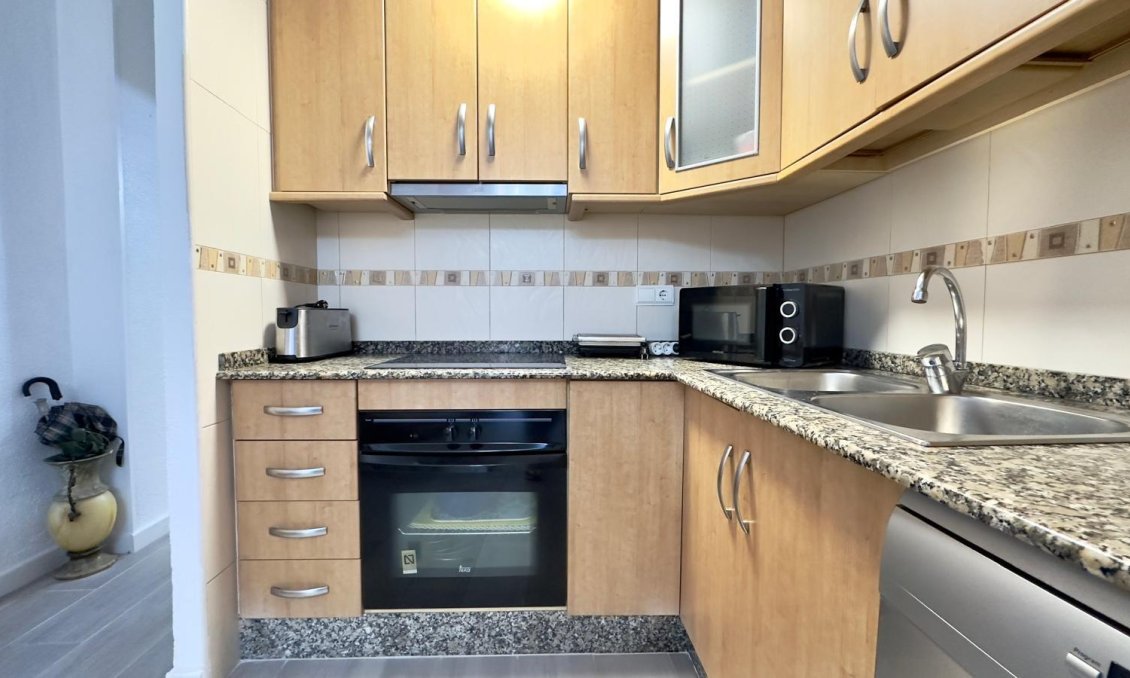 Segunda mano - Apartamento -
Guardamar del Segura - Centro