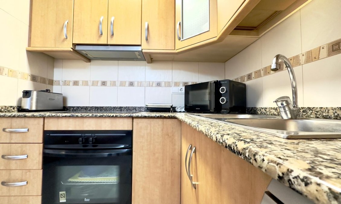 Segunda mano - Apartamento -
Guardamar del Segura - Centro