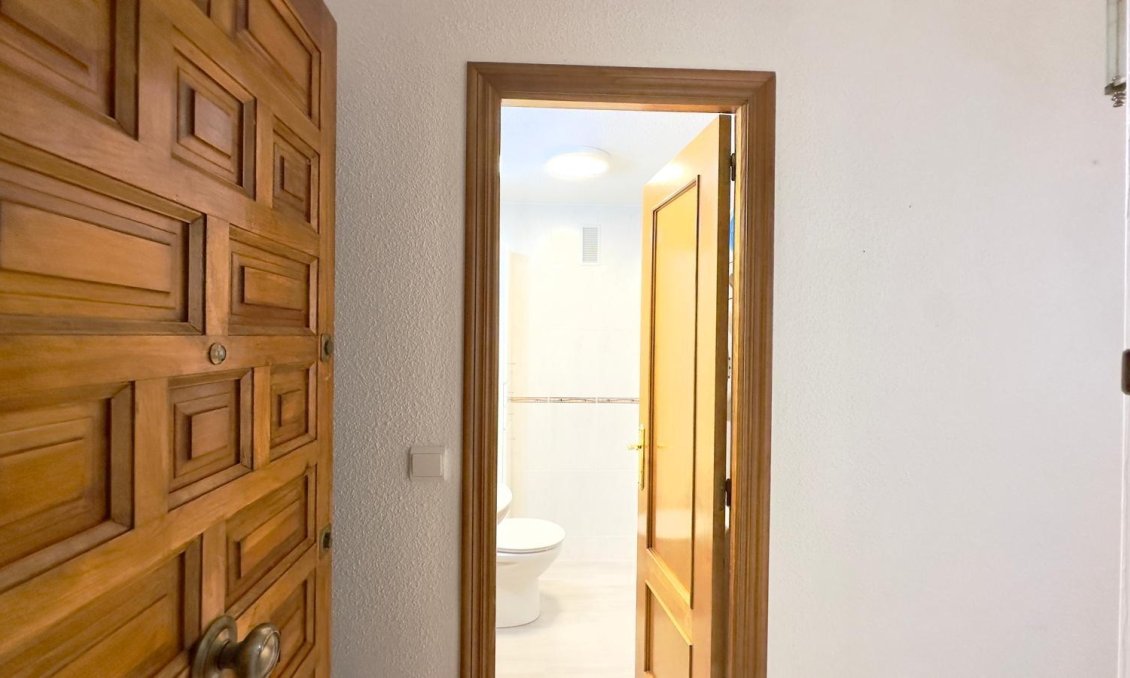 Segunda mano - Apartamento -
Guardamar del Segura - Centro