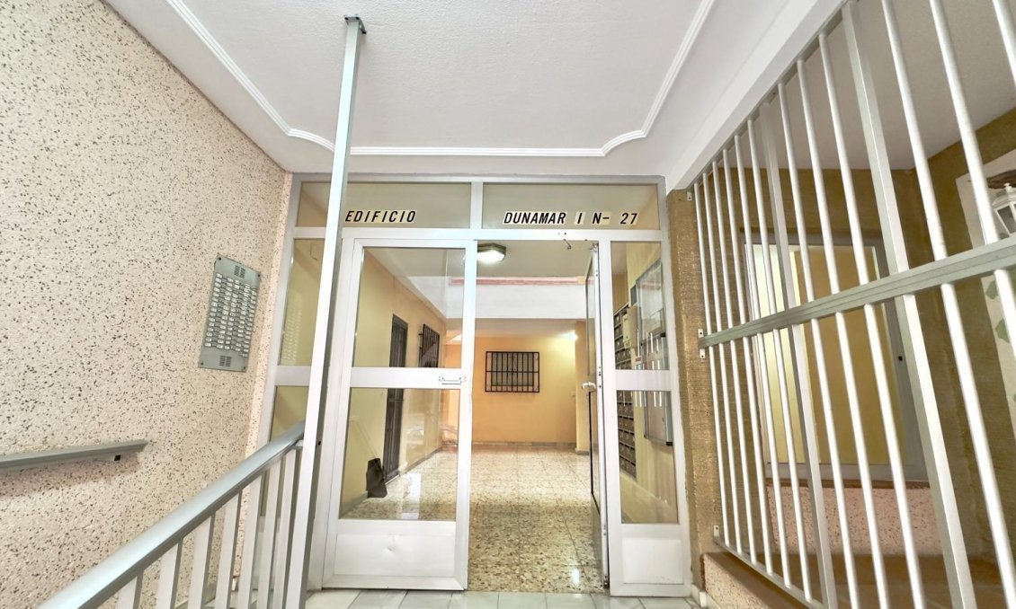 Segunda mano - Apartamento -
Guardamar del Segura - Centro