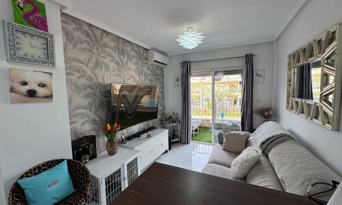 Segunda mano - Apartamento -
Orihuela Costa - Costa Blanca