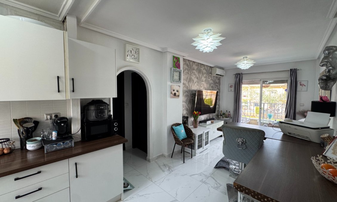 Segunda mano - Apartamento -
Orihuela Costa - Costa Blanca