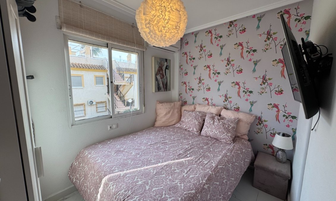 Segunda mano - Apartamento -
Orihuela Costa - Costa Blanca