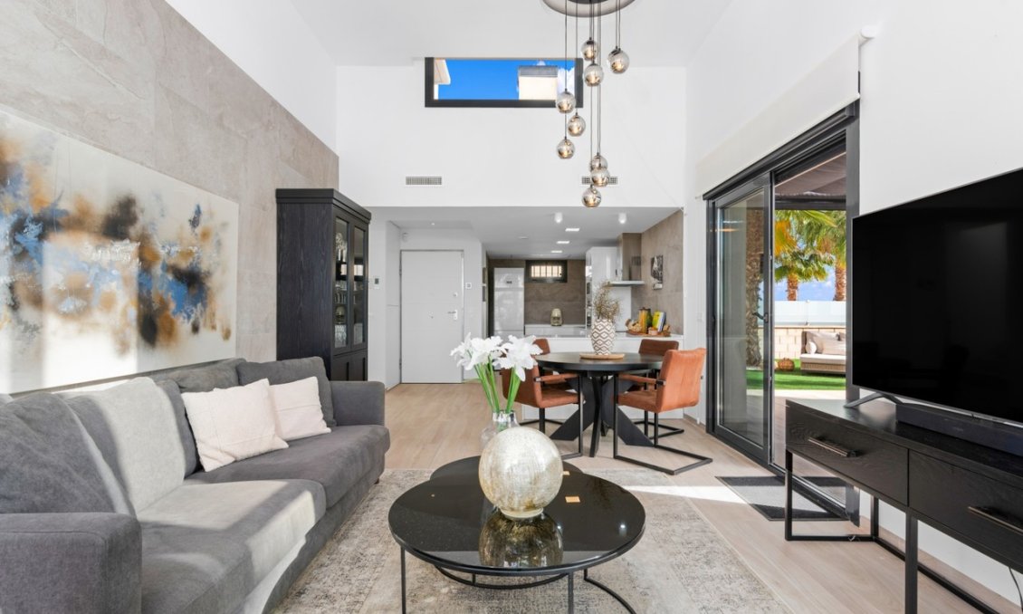 Segunda mano - Villa -
Cabo Roig - Costa Blanca