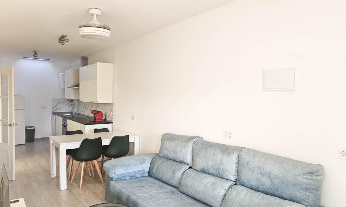 Segunda mano - Town House -
Torrevieja - El Limonar