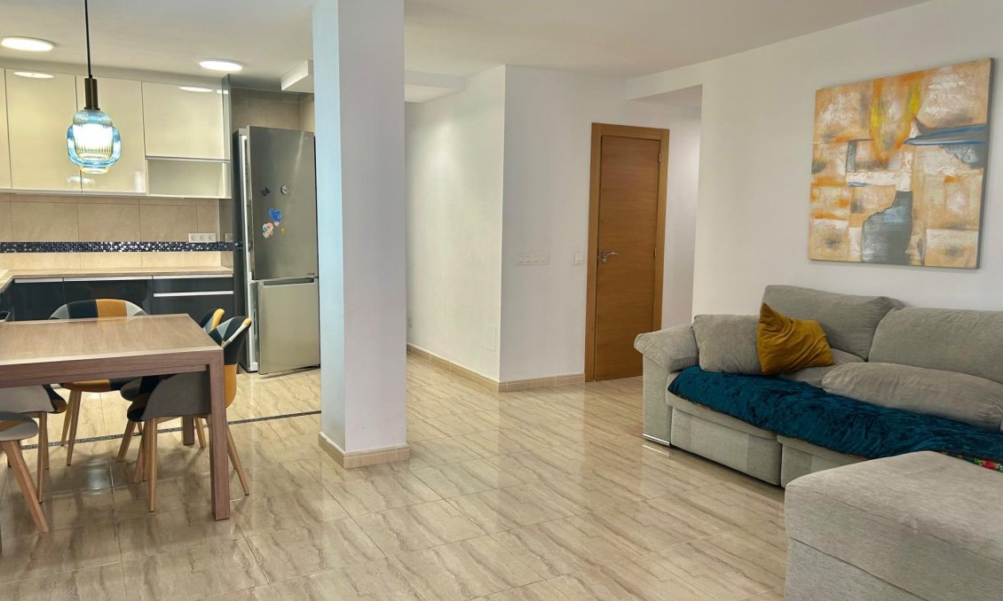 Használt Ingatlanok - Apartman -
Torrevieja - Playa del Cura