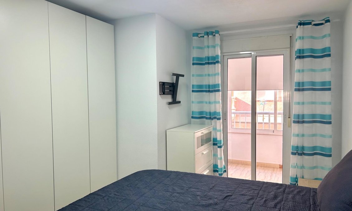 Használt Ingatlanok - Apartman -
Torrevieja - Playa del Cura