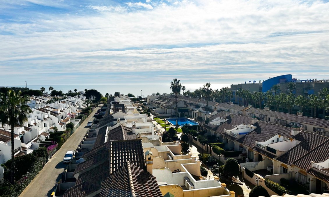 Segunda mano - Apartamento -
Orihuela Costa - Costa Blanca