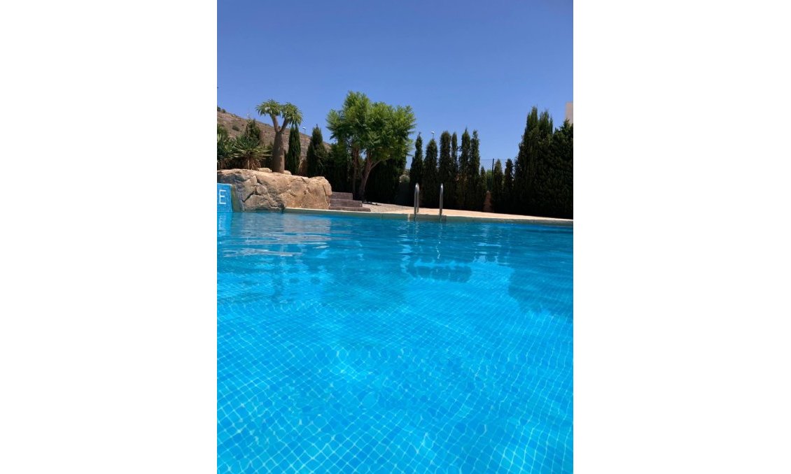 Segunda mano - Town House -
Fortuna - Inland