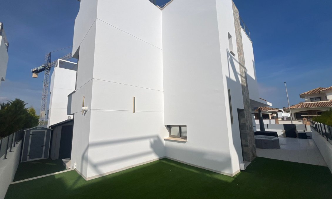 Segunda mano - Villa -
Los Alcazares - Costa Calida