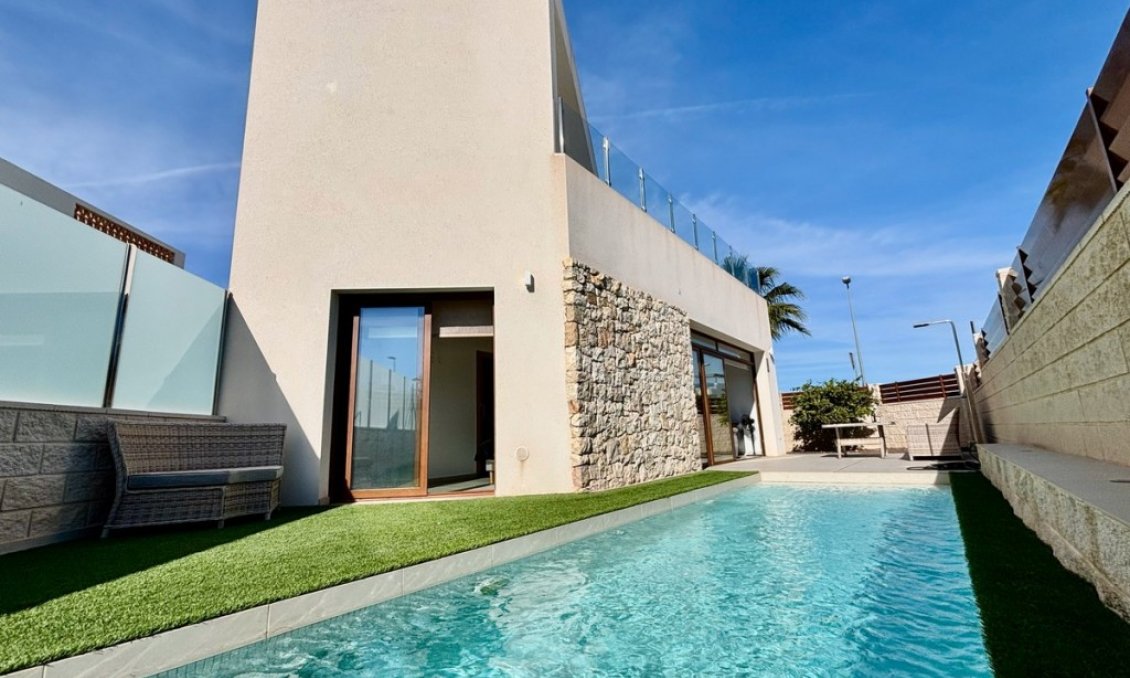 Revente - Villa -
Benijofar - Costa Blanca