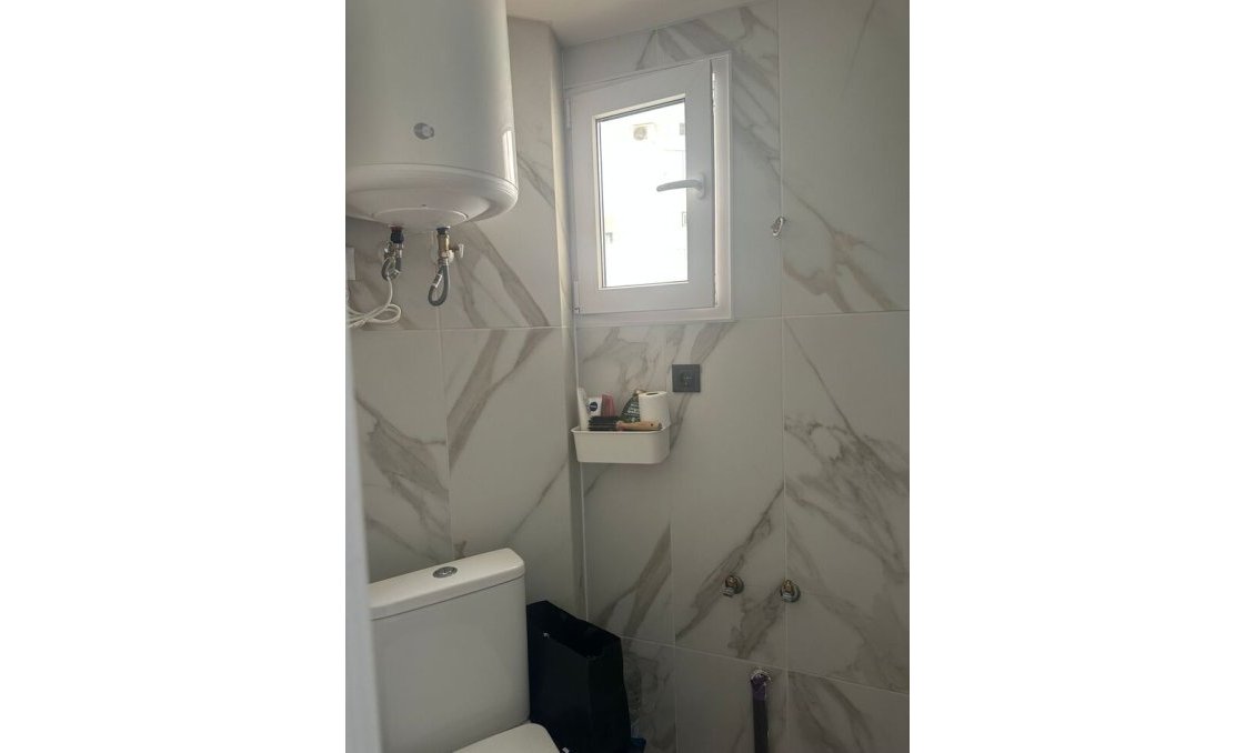 Revente - Appartement -
Torrevieja - La Mata