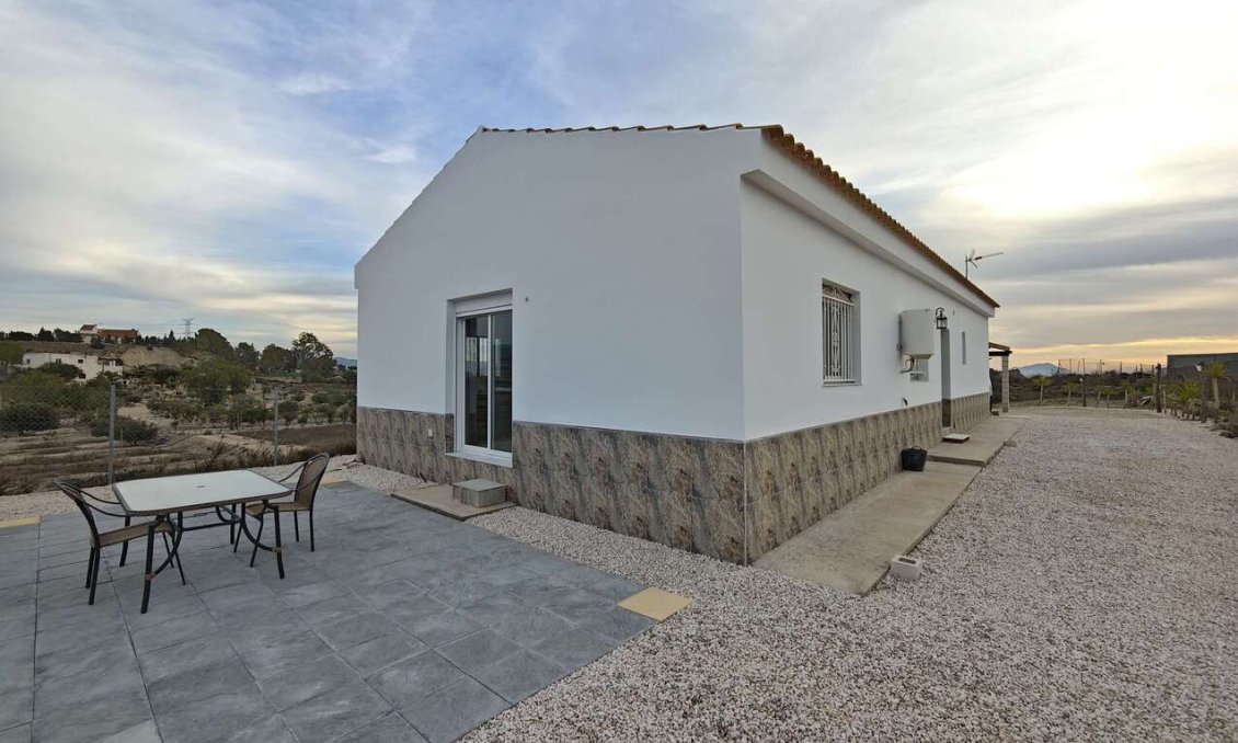 Revânzare - Vilă -
Fortuna - Inland