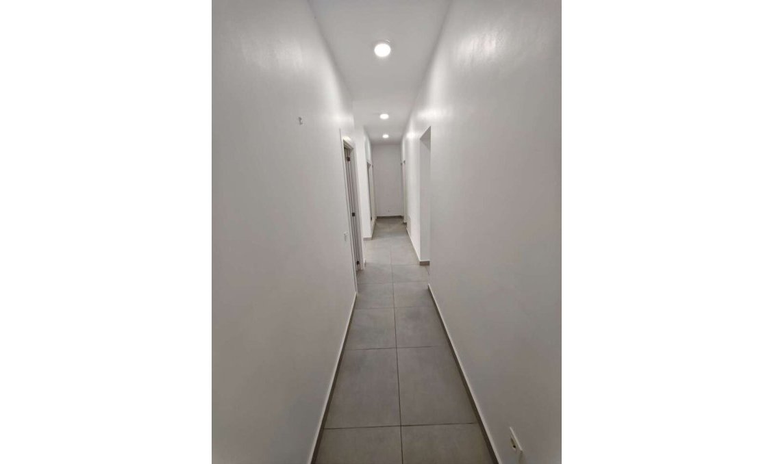 Revânzare - Vilă -
Fortuna - Inland