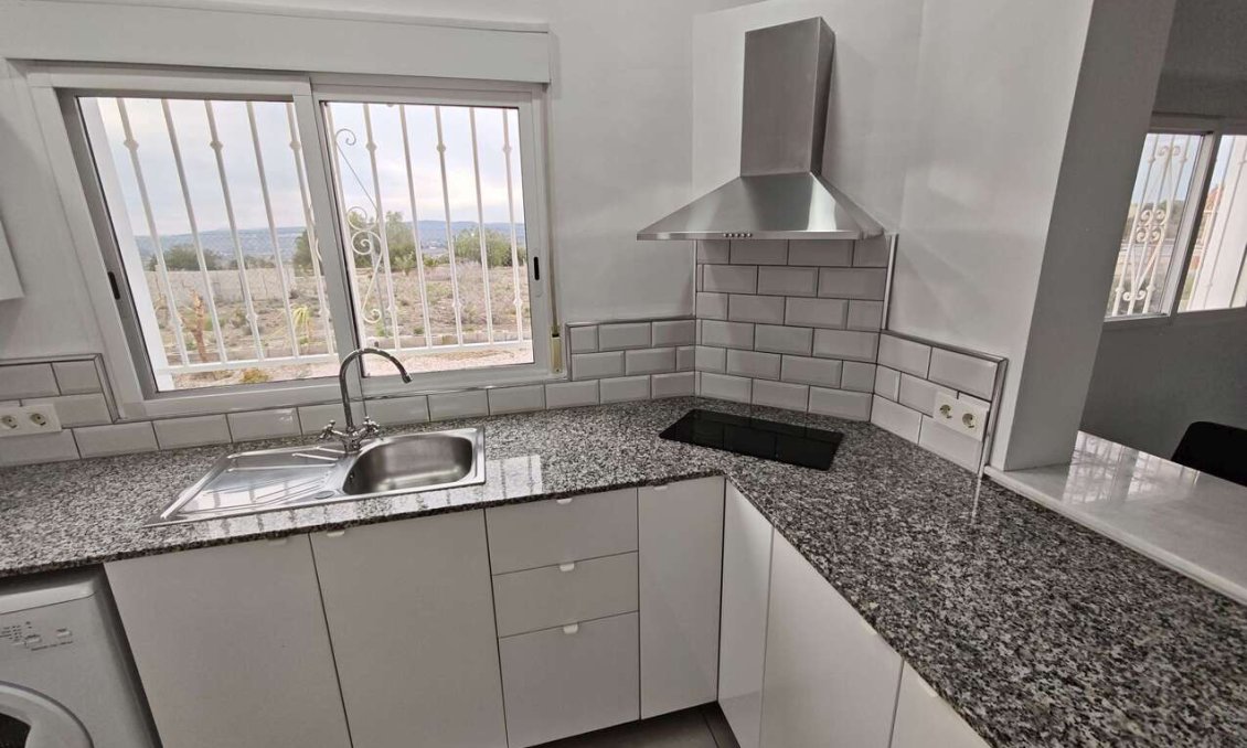 Használt Ingatlanok - Villa -
Fortuna - Inland