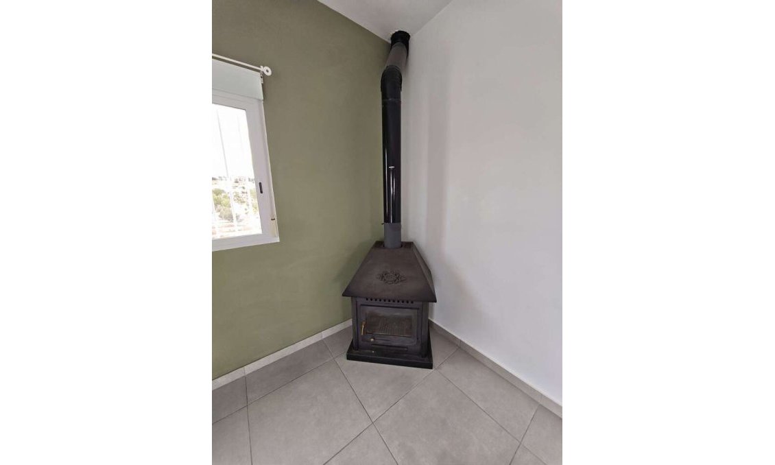 Használt Ingatlanok - Villa -
Fortuna - Inland