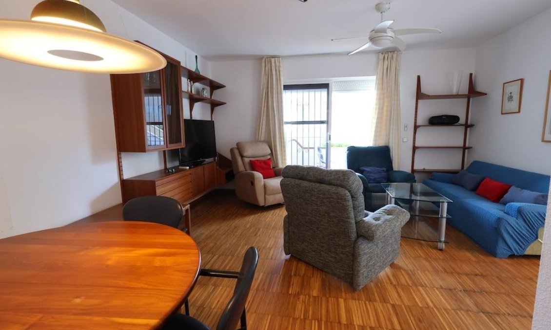 Resale - Bungalow -
Orihuela Costa - Costa Blanca