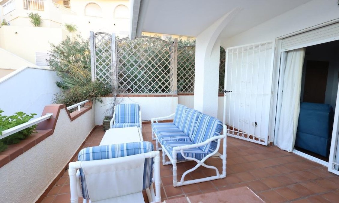 Resale - Bungalow -
Orihuela Costa - Costa Blanca