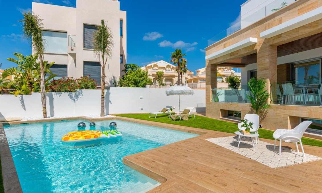 Obra nueva - Villa -
Rojales - Doña Pepa