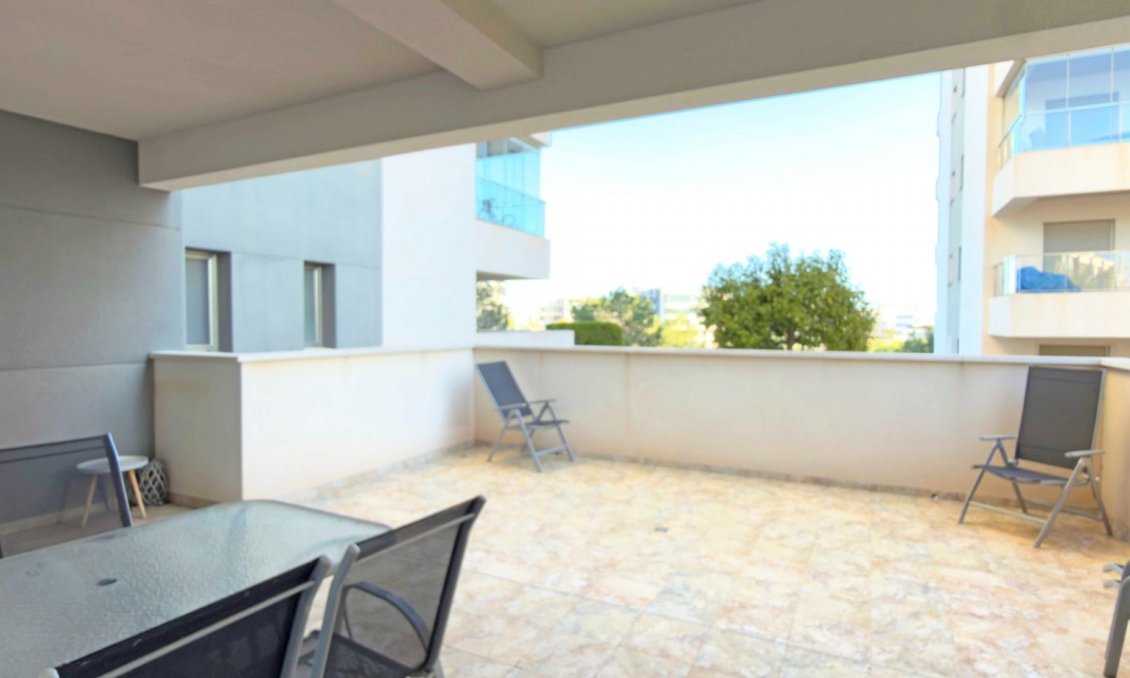 Revânzare - Apartament -
Orihuela Costa - Costa Blanca