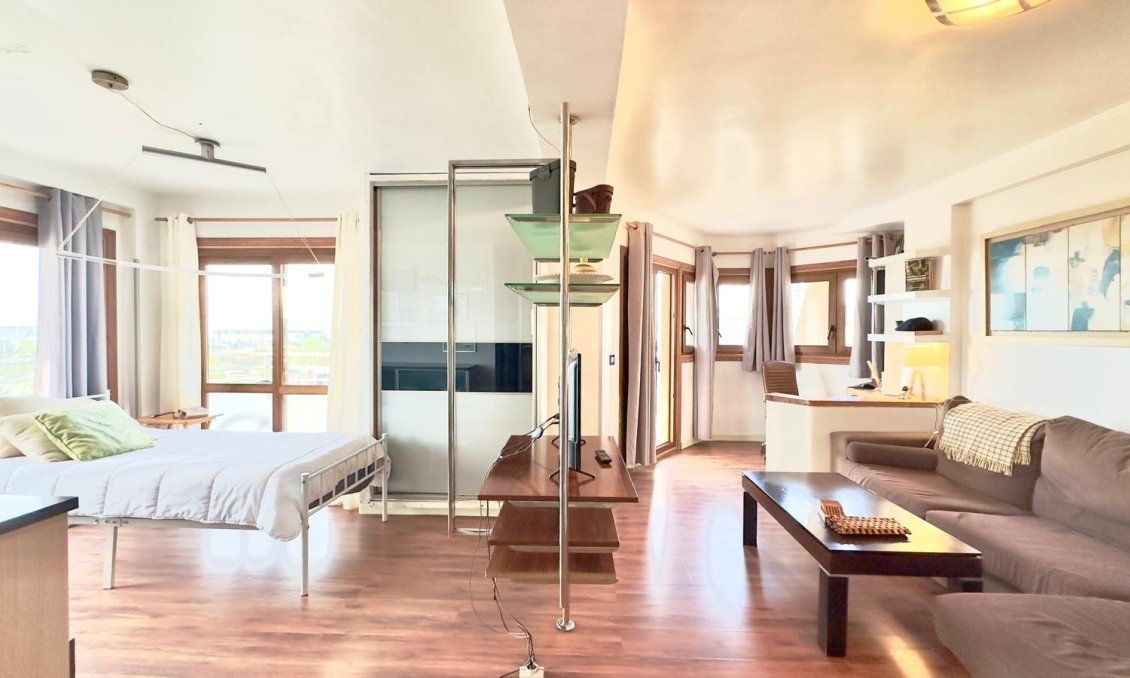 Segunda mano - Apartamento -
Torrevieja - La Veleta