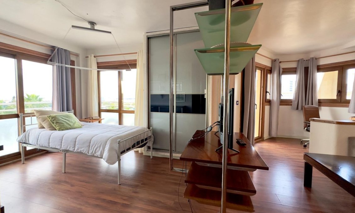 Segunda mano - Apartamento -
Torrevieja - La Veleta