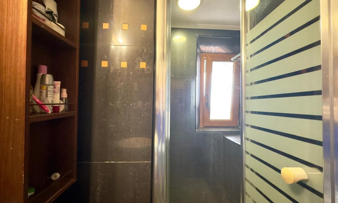 Segunda mano - Apartamento -
Torrevieja - La Veleta