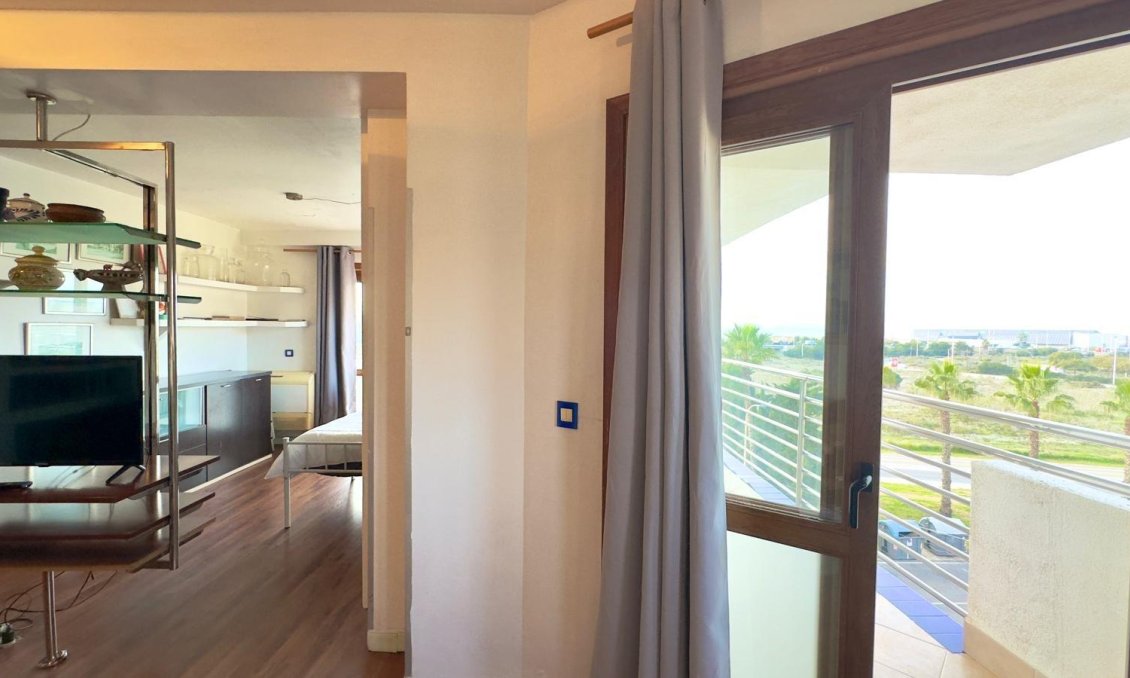 Segunda mano - Apartamento -
Torrevieja - La Veleta