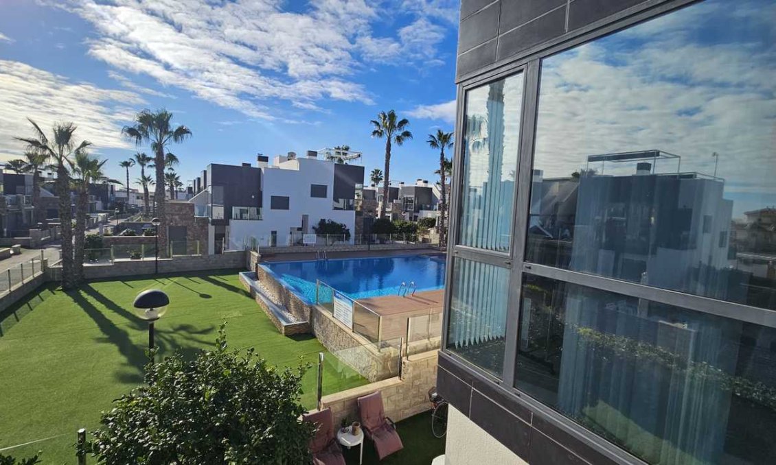 Revente - Villa -
Orihuela Costa - Costa Blanca