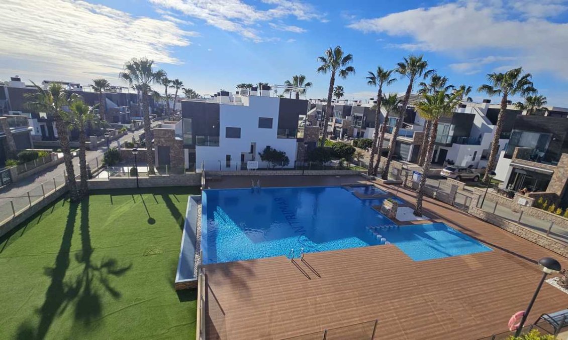 Revente - Villa -
Orihuela Costa - Costa Blanca