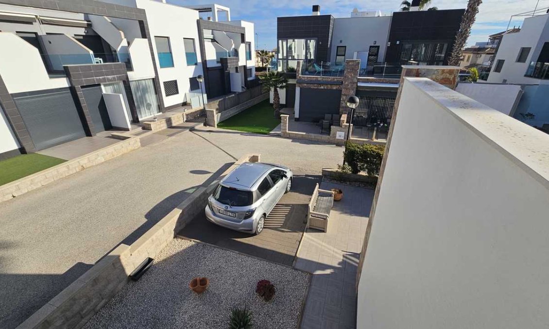 Revente - Villa -
Orihuela Costa - Costa Blanca