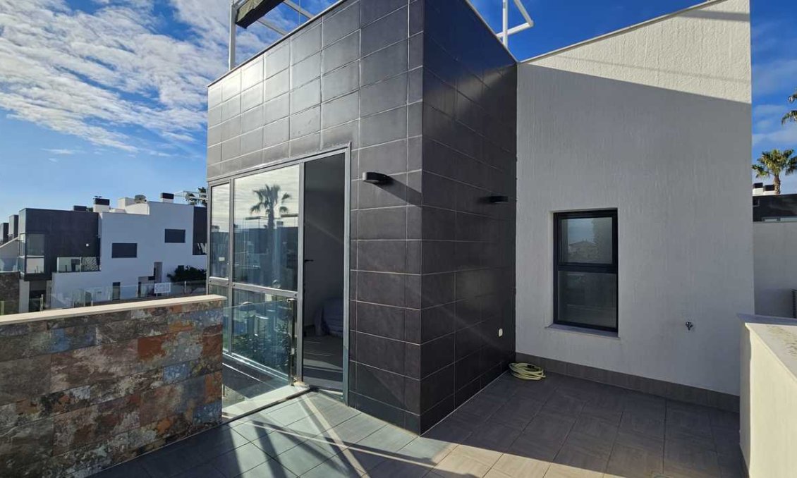 Revente - Villa -
Orihuela Costa - Costa Blanca