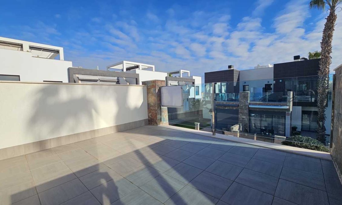 Revente - Villa -
Orihuela Costa - Costa Blanca