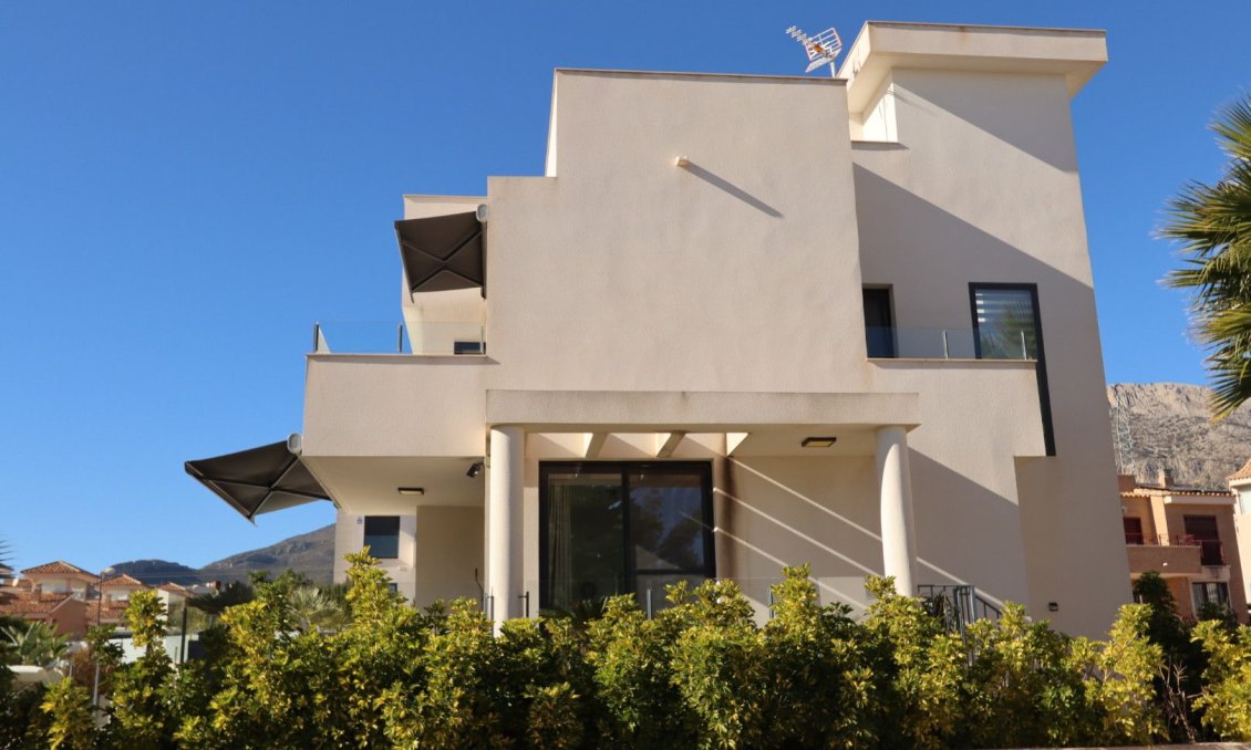 Revente - Villa -
La Nucía - Costa Blanca