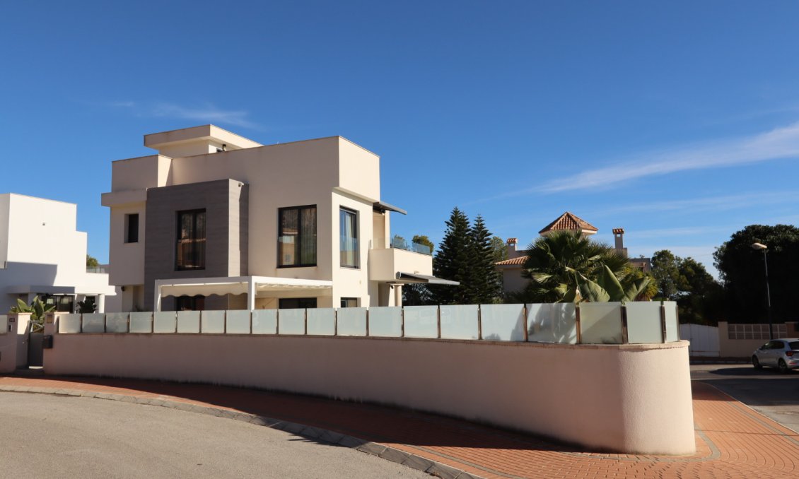 Revente - Villa -
La Nucía - Costa Blanca