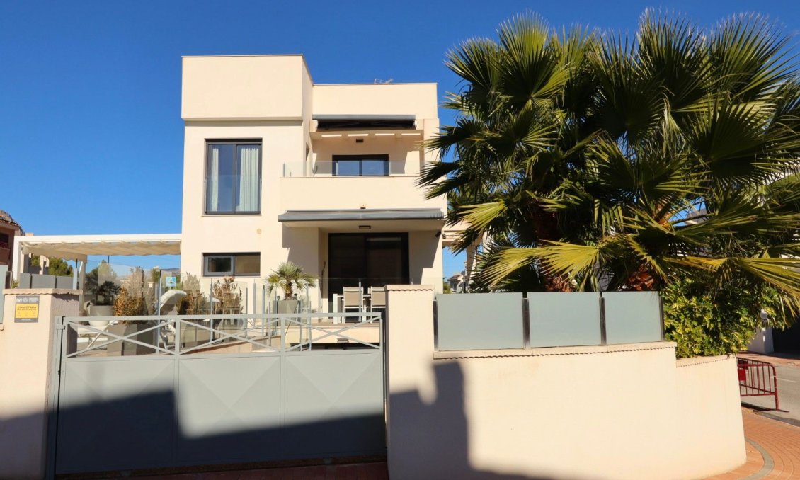 Revente - Villa -
La Nucía - Costa Blanca