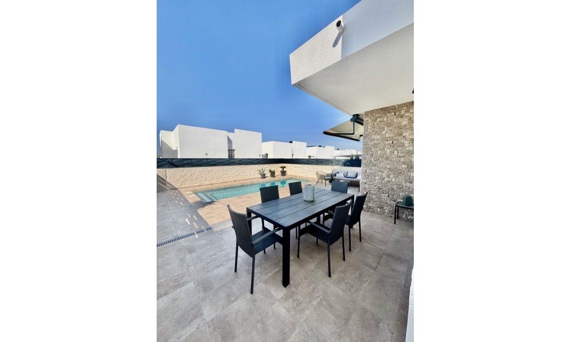 Revente - Villa -
Benijofar - Costa Blanca