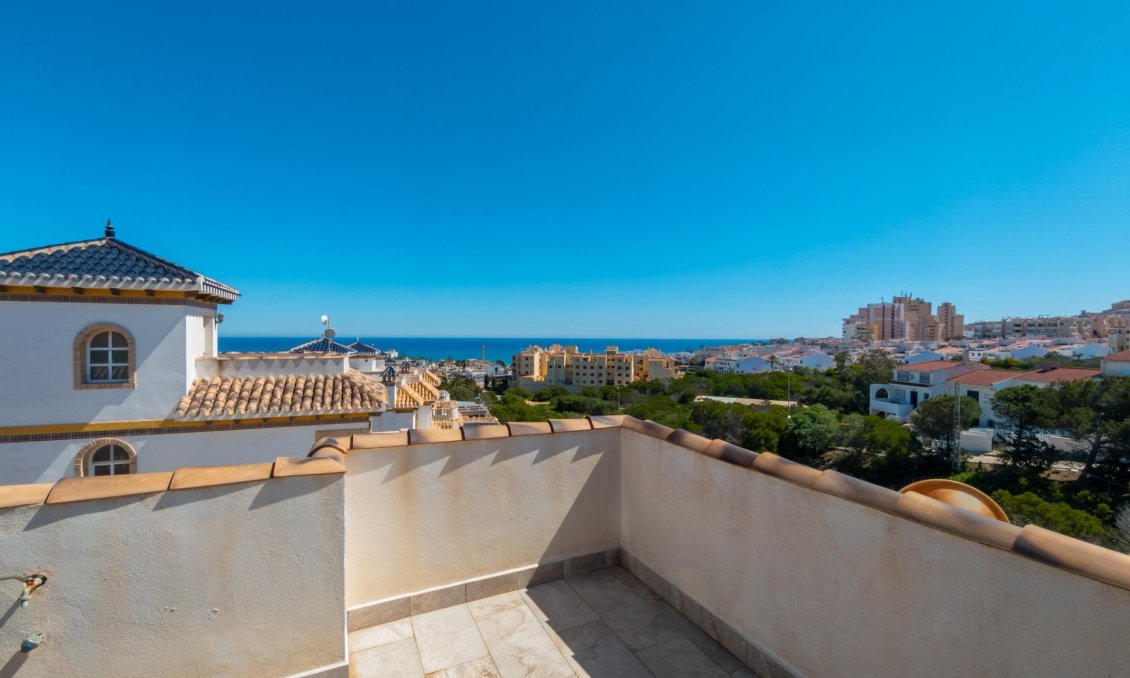 Segunda mano - Villa -
Torrevieja - La Mata