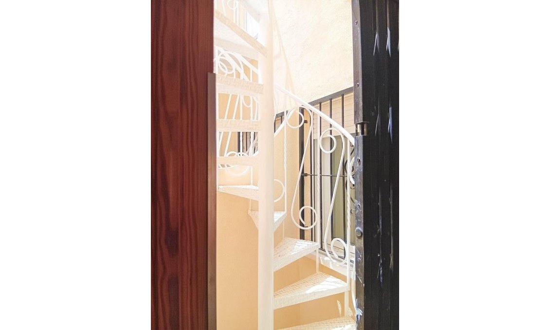 Revente - Appartement -
Orihuela Costa - La Florida