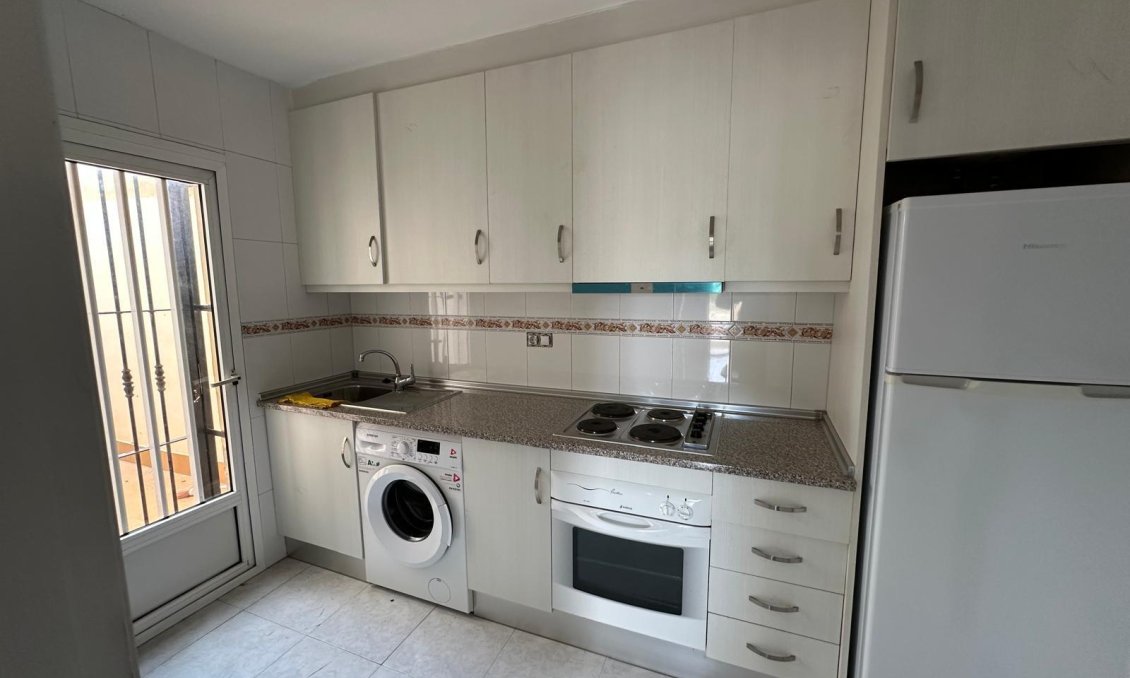 Segunda mano - Bungalow -
Torrevieja