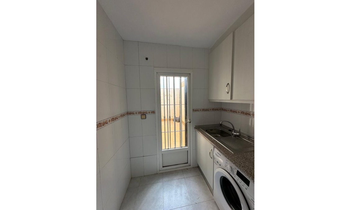 Segunda mano - Bungalow -
Torrevieja