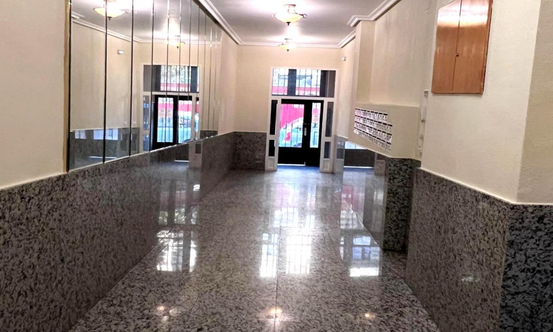 Revente - Attique -
Torrevieja - Playa del Cura