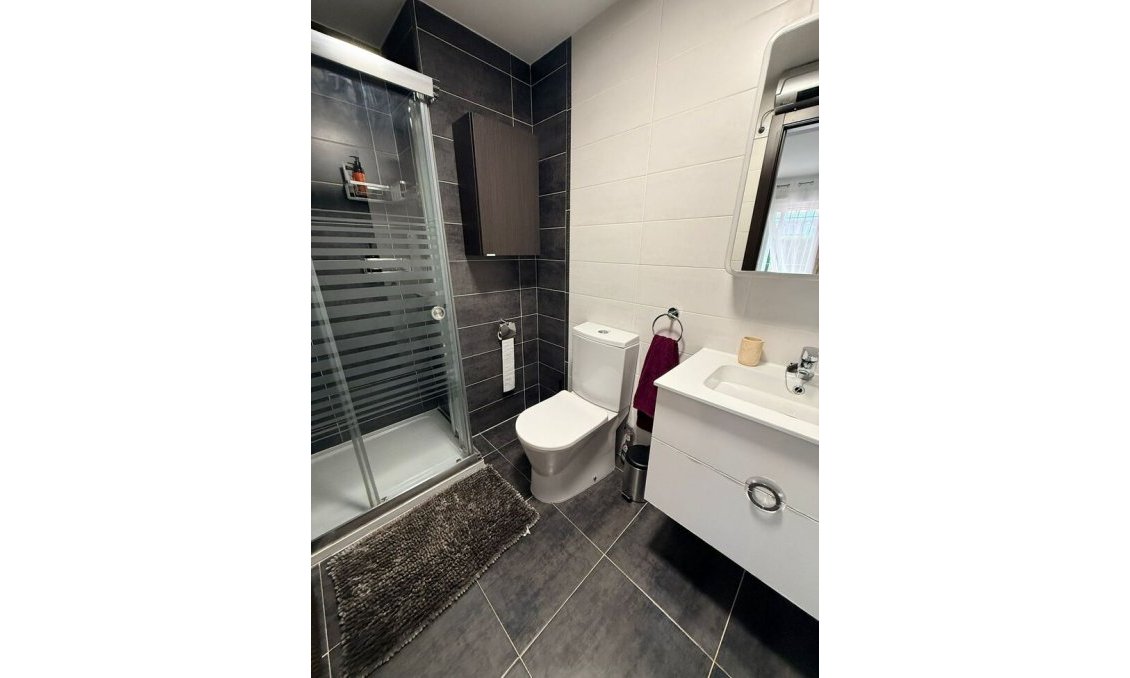 Használt Ingatlanok - Apartman -
Orihuela Costa - Villamartín