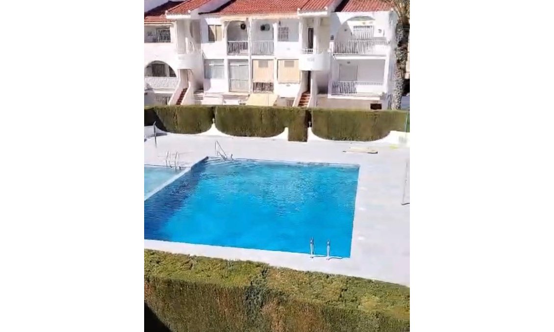 Segunda mano - Apartamento -
Torrevieja - Cabo Cervera