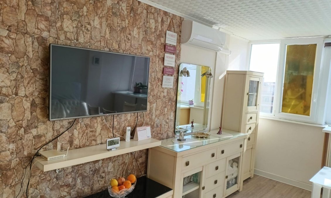 Wiederverkauf - Wohnung -
Torrevieja