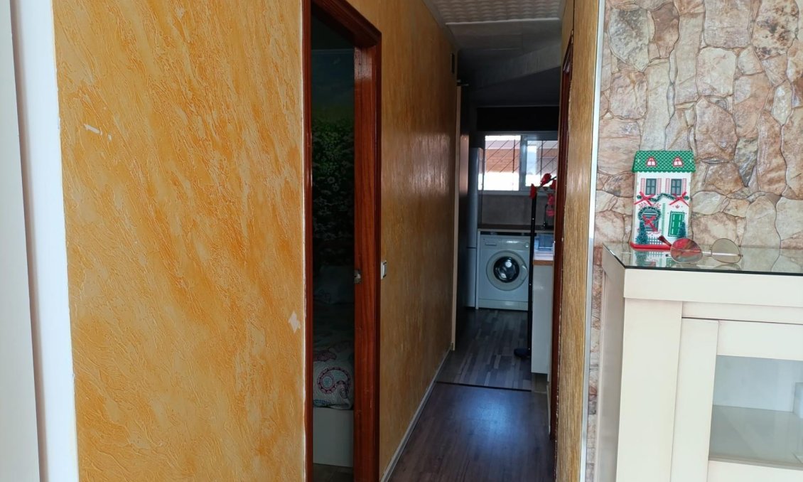 Wiederverkauf - Wohnung -
Torrevieja